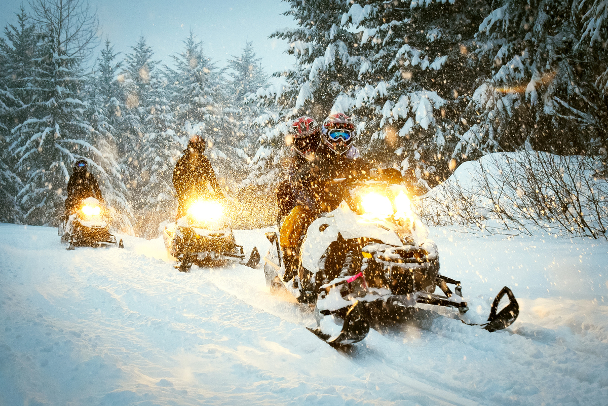 Where to rent snowmobiles in Maine